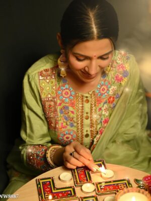 Top-Dupatta with Fully Stitched Gharara