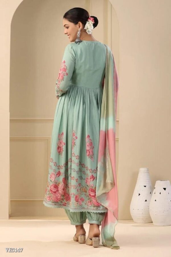 MUSLIN ALIA CUT SUIT